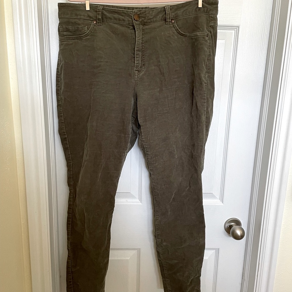 Green corduroy Dee jean pants